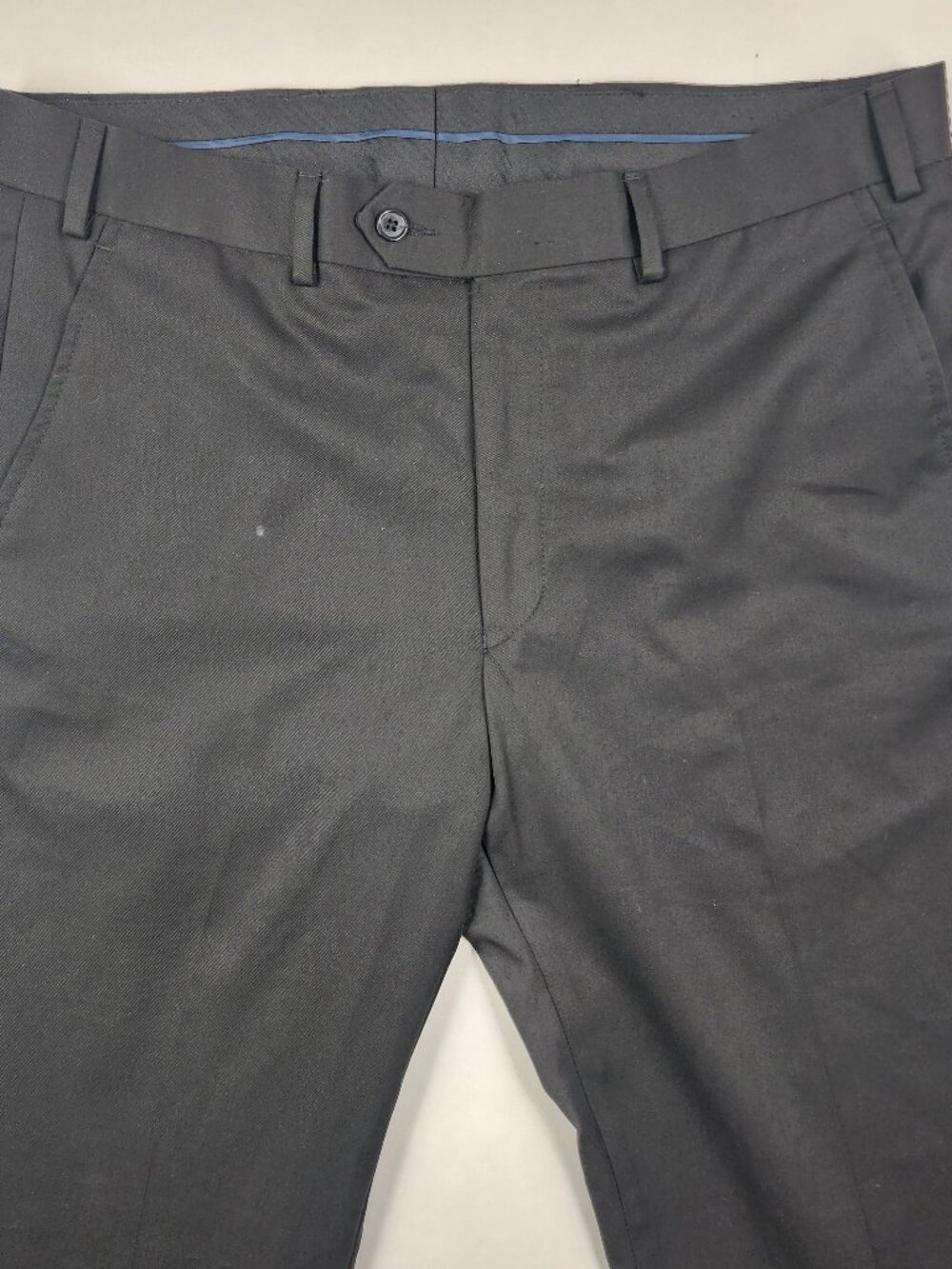 Greg Norman Mens 36x30 Black Chino Stretch Performance Flex Tech Golf Pants Flaw